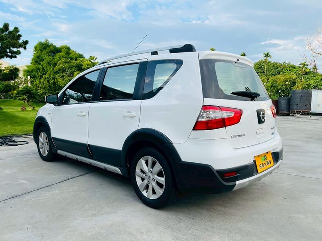 NISSAN日產 LIVINA  第11張相片