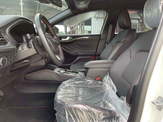 FORD福特 FOCUS ST  第5張相片