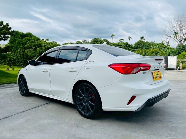 FORD福特 FOCUS ST  第16張相片