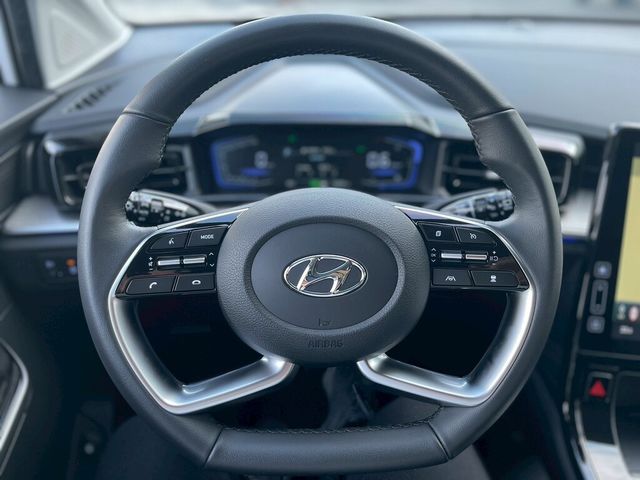 HYUNDAI現代 CUSTIN  第7張相片