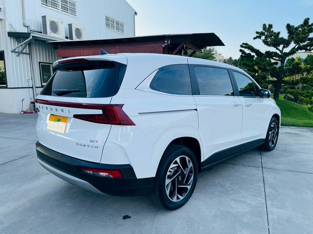 HYUNDAI現代 CUSTIN  第20張相片