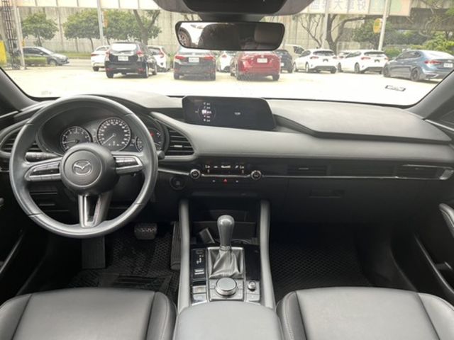MAZDA馬自達 MAZDA 3  第5張相片