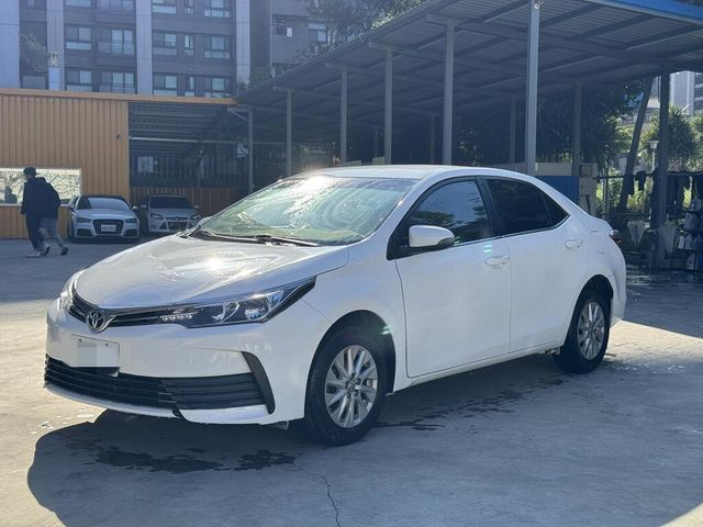 TOYOTA豐田 ALTIS  第1張相片