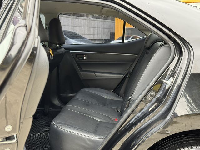 TOYOTA豐田 ALTIS  第4張相片