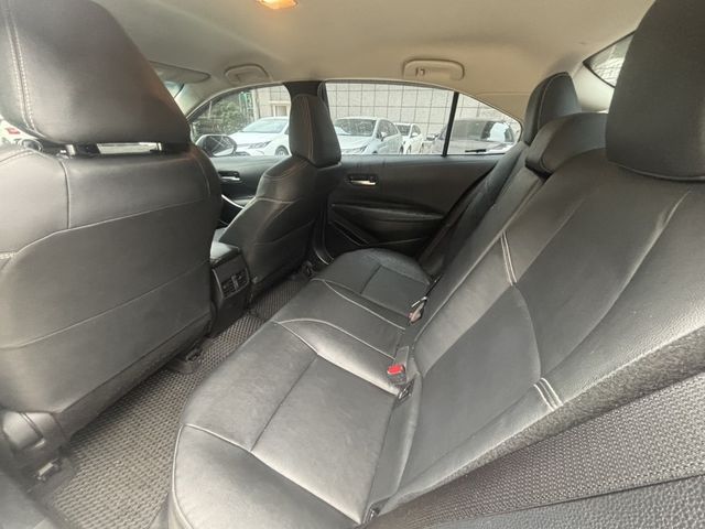 TOYOTA豐田 ALTIS  第4張相片