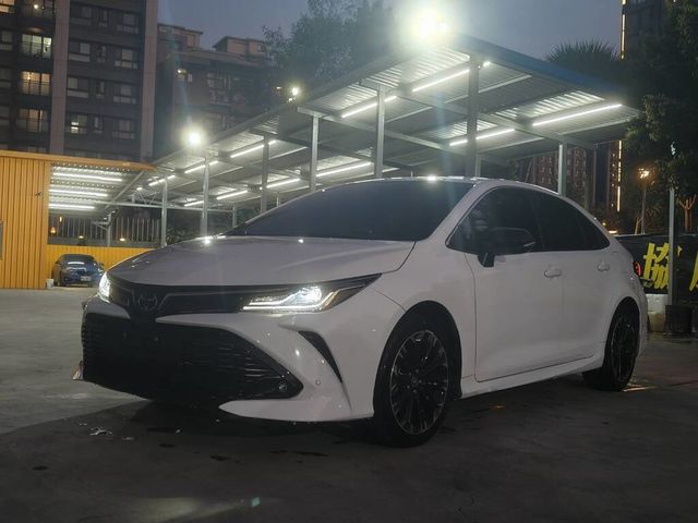 TOYOTA豐田 ALTIS  第1張相片