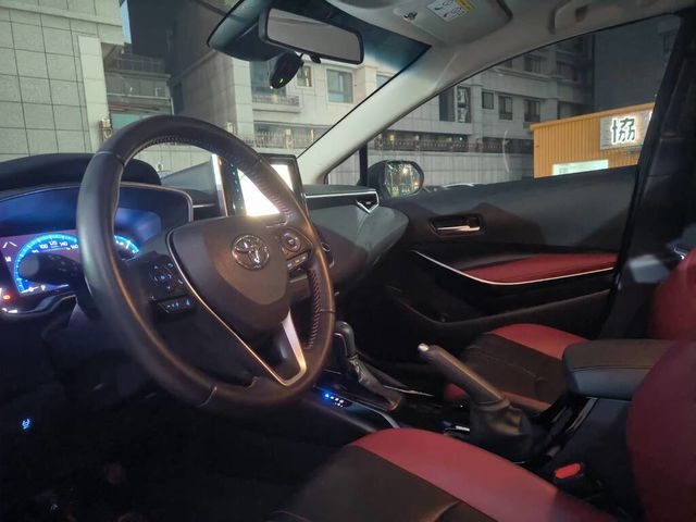 TOYOTA豐田 ALTIS  第5張相片