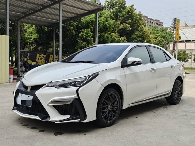 TOYOTA豐田 ALTIS  第1張相片