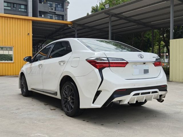 TOYOTA豐田 ALTIS  第2張相片