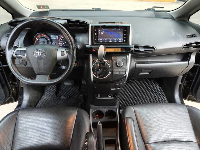 TOYOTA豐田 WISH  第6張相片