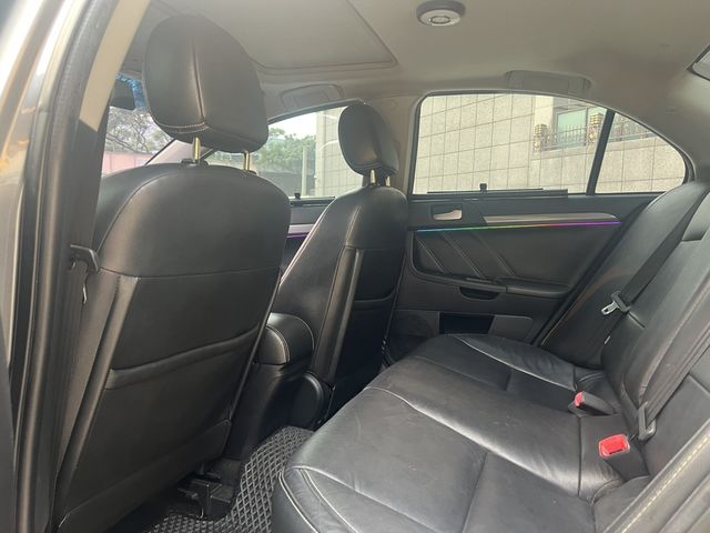 MITSUBISHI三菱 LANCER FORTIS  第3張相片