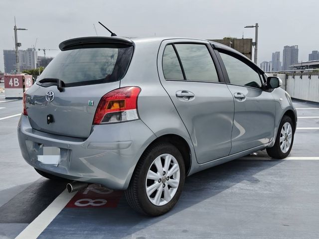 TOYOTA豐田 YARIS  第2張相片