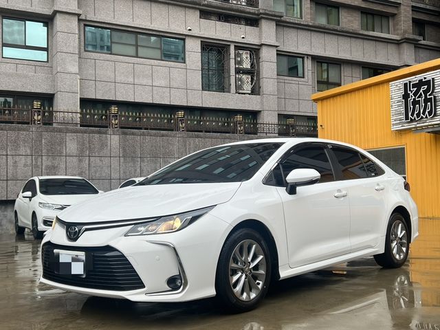 TOYOTA豐田 ALTIS  第1張相片