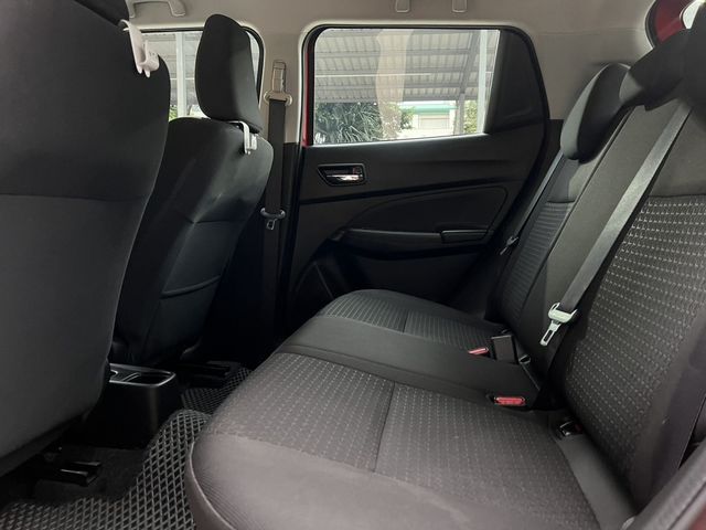 SUZUKI鈴木 SWIFT  第4張相片