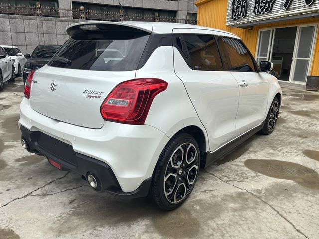 SUZUKI鈴木 SWIFT  第2張相片