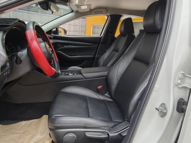 MAZDA馬自達 MAZDA 3  第3張相片
