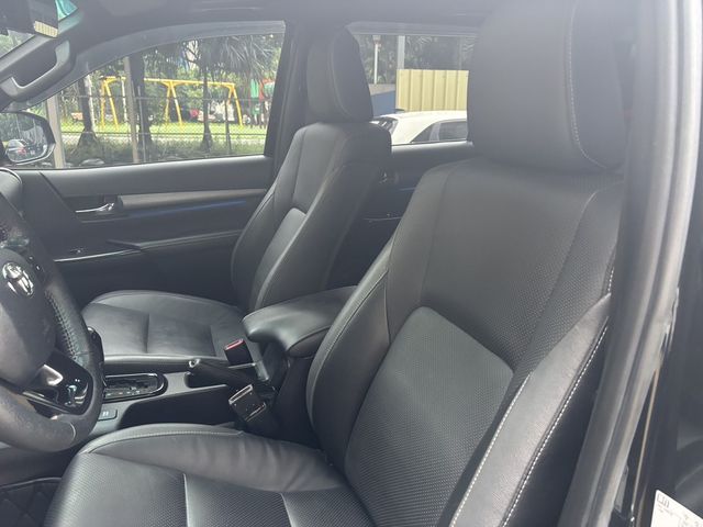 TOYOTA豐田 HILUX  第3張相片