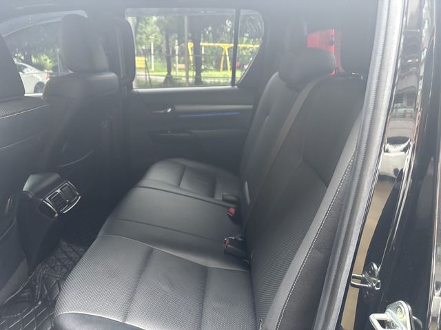 TOYOTA豐田 HILUX  第4張相片