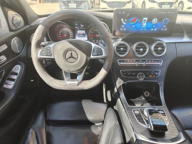 M-BENZ賓士 C300  第6張相片