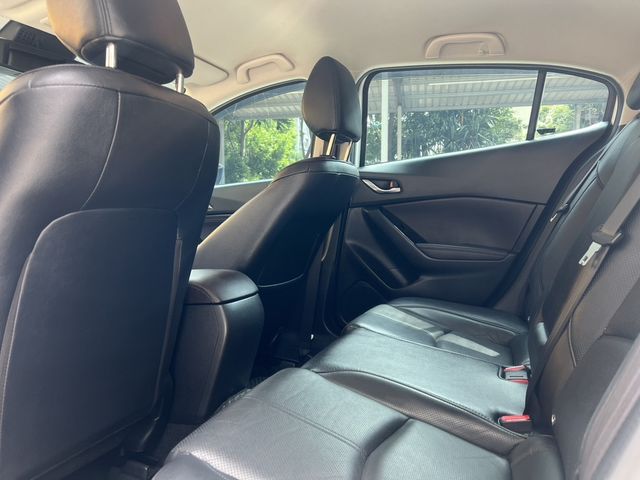 MAZDA馬自達 MAZDA 3  第4張相片