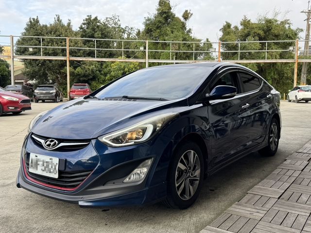 HYUNDAI現代 ELANTRA  第1張相片
