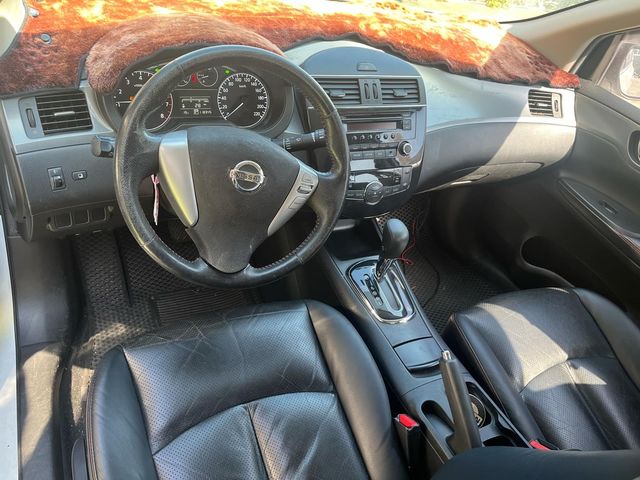 NISSAN日產 TIIDA  第6張相片