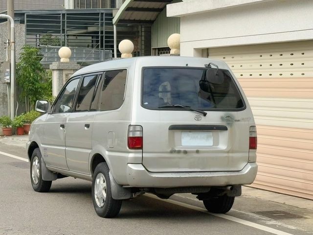 TOYOTA豐田 ZACE SURF  第2張相片