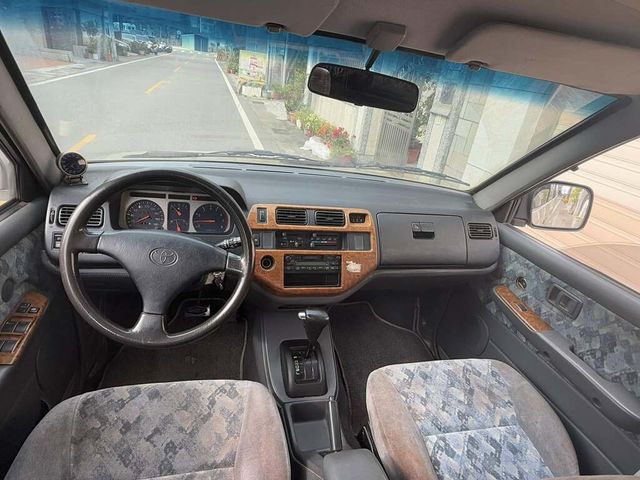 TOYOTA豐田 ZACE SURF  第3張相片