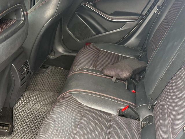 M-BENZ賓士 CLA250  第4張相片