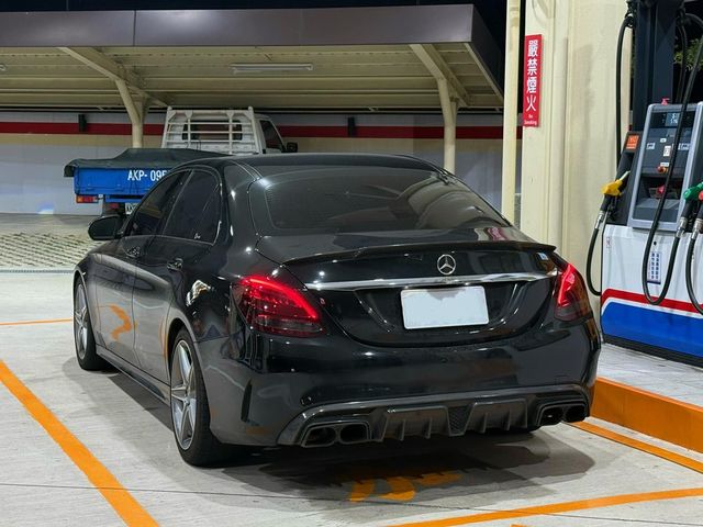 M-BENZ賓士 C300  第2張相片