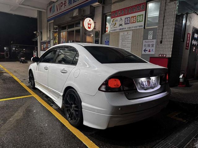 HONDA本田 CIVIC  第7張相片