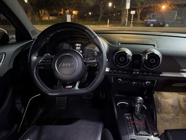 AUDI奧迪 S3  第3張相片