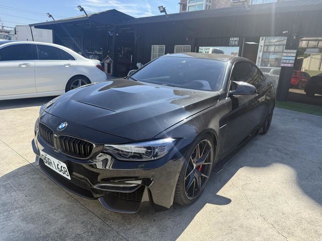 BMW寶馬 M4 COUPE  第4張相片