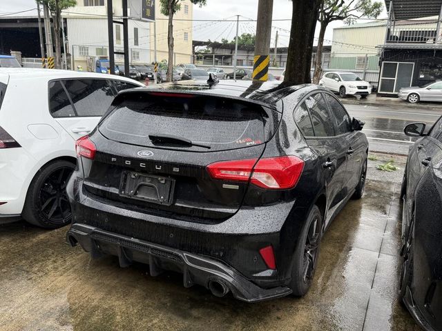 FORD福特 FOCUS ST  第2張相片