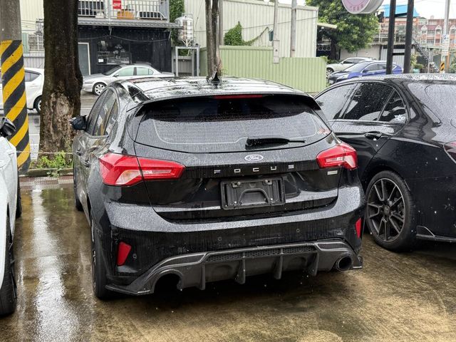 FORD福特 FOCUS ST  第6張相片