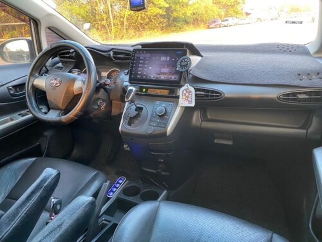 TOYOTA豐田 WISH  第6張相片