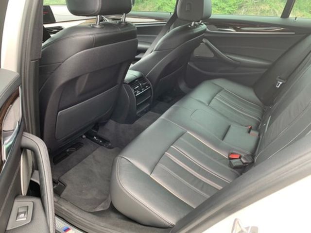 BMW寶馬 540I  第9張相片