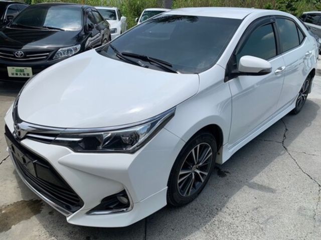 TOYOTA豐田 ALTIS  第1張相片