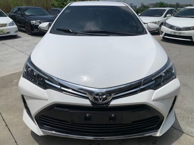 TOYOTA豐田 ALTIS  第3張相片