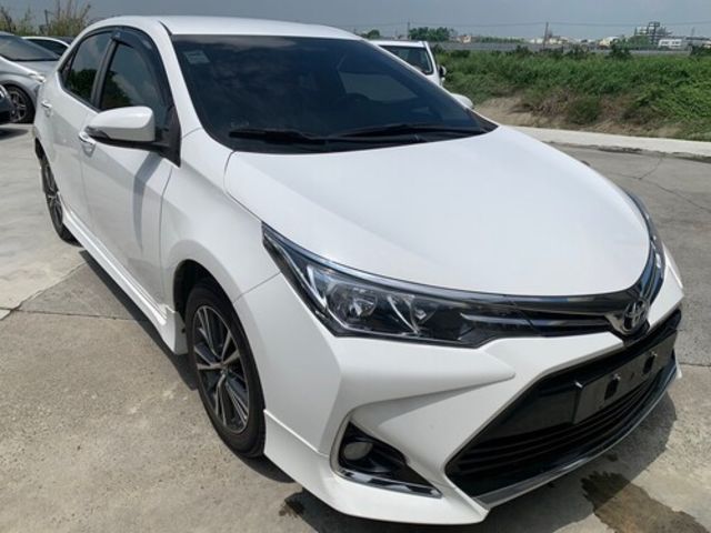 TOYOTA豐田 ALTIS  第5張相片