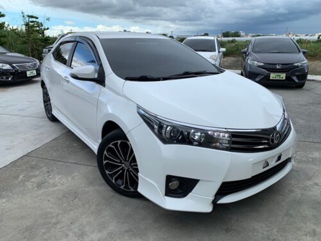 TOYOTA豐田 ALTIS  第1張相片