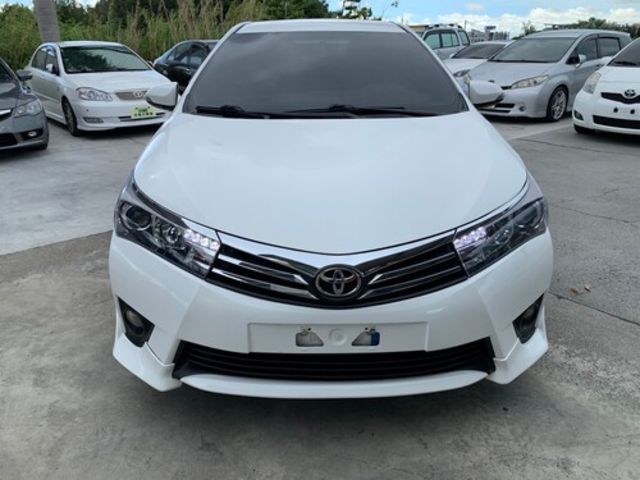 TOYOTA豐田 ALTIS  第2張相片