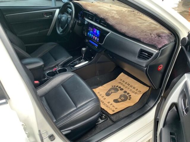 TOYOTA豐田 ALTIS  第7張相片