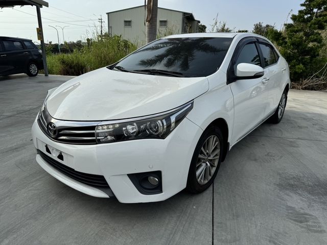 TOYOTA豐田 ALTIS  第1張相片