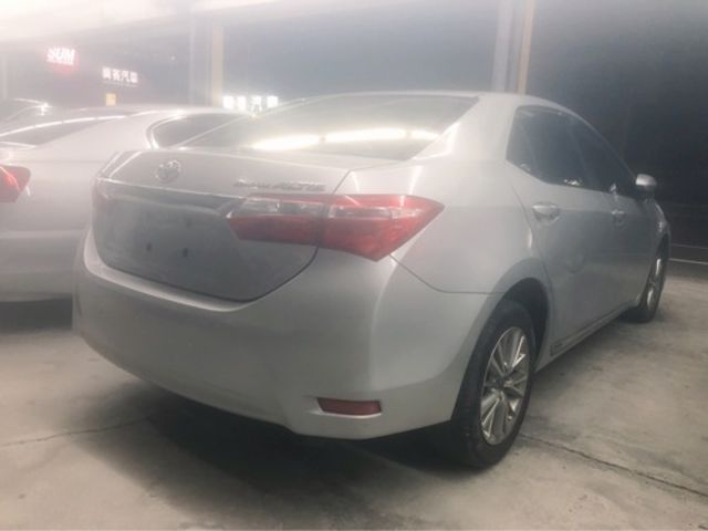 TOYOTA豐田 WISH  第5張相片