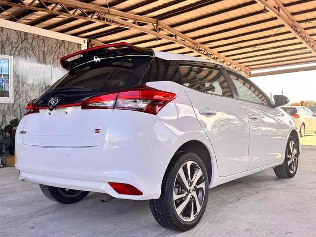 TOYOTA豐田 YARIS  第2張相片