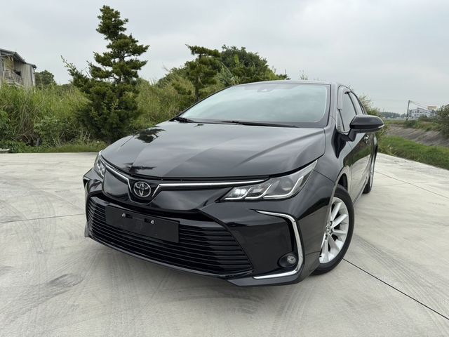 TOYOTA豐田 ALTIS  第1張相片