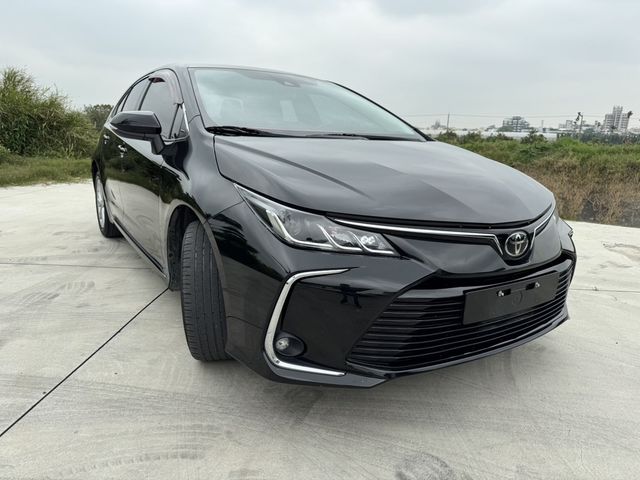 TOYOTA豐田 ALTIS  第3張相片