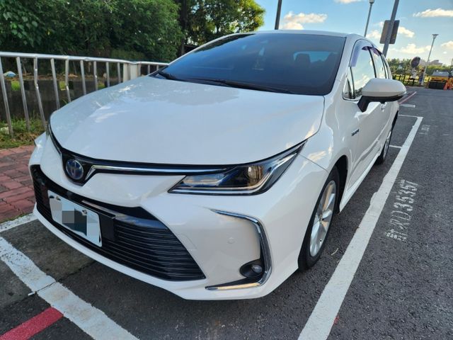 360環景 摸門 一鍵啟動 定速 盲點 ACC跟車 Toyota 豐田 COROLLA ALTIS HYBRID  第1張相片