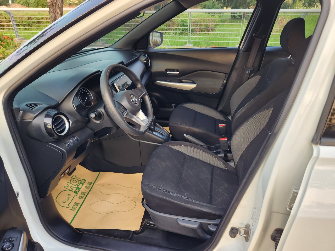跨界小休旅 自動頭燈 霧燈 後視鏡方向燈 ABS 巡跡防滑系統 2019年 Nissan 日產 KICKS  第7張相片